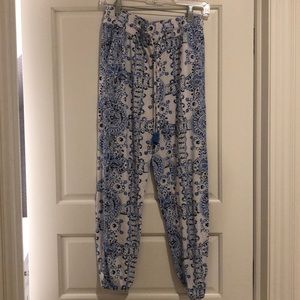 Mott50 White Moroccan tiled joggers